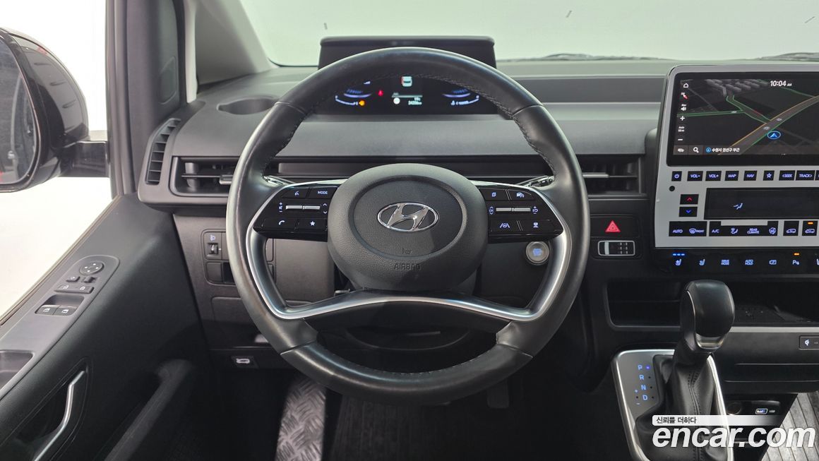 Hyundai Staria 2022