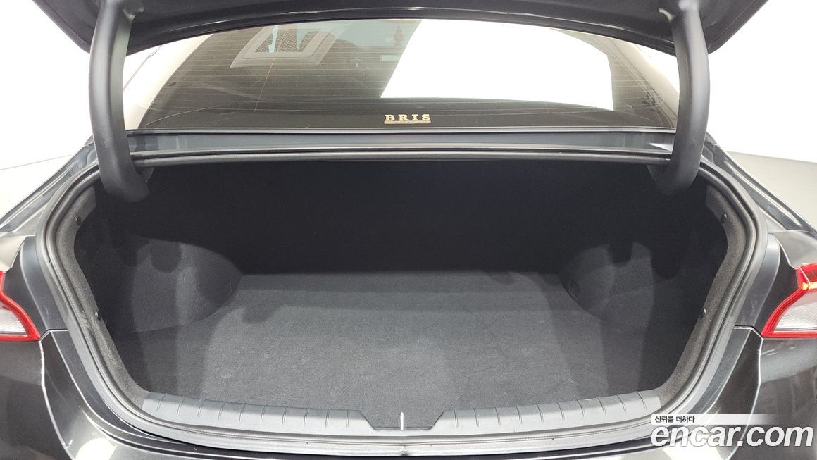 Kia K5 2023
