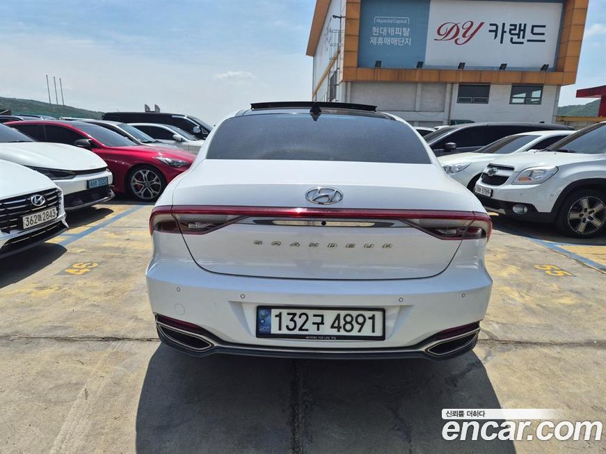 Hyundai Grandeur 2022