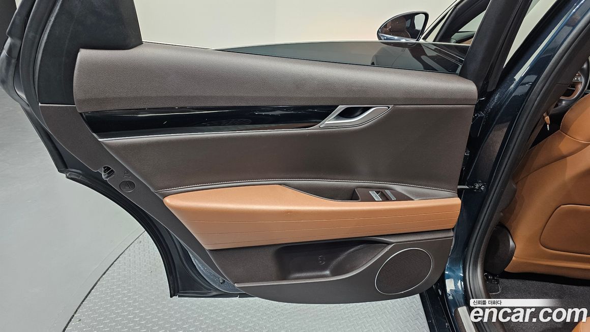 Genesis G80 2021