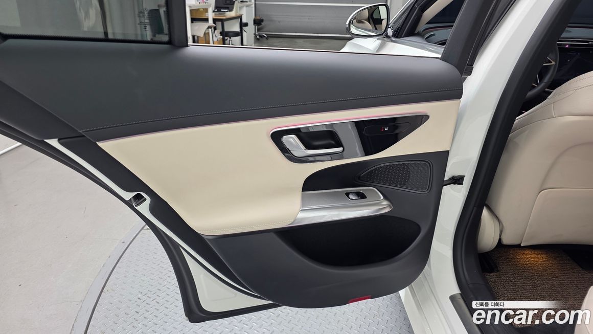 Mercedes-Benz E-Class 2026