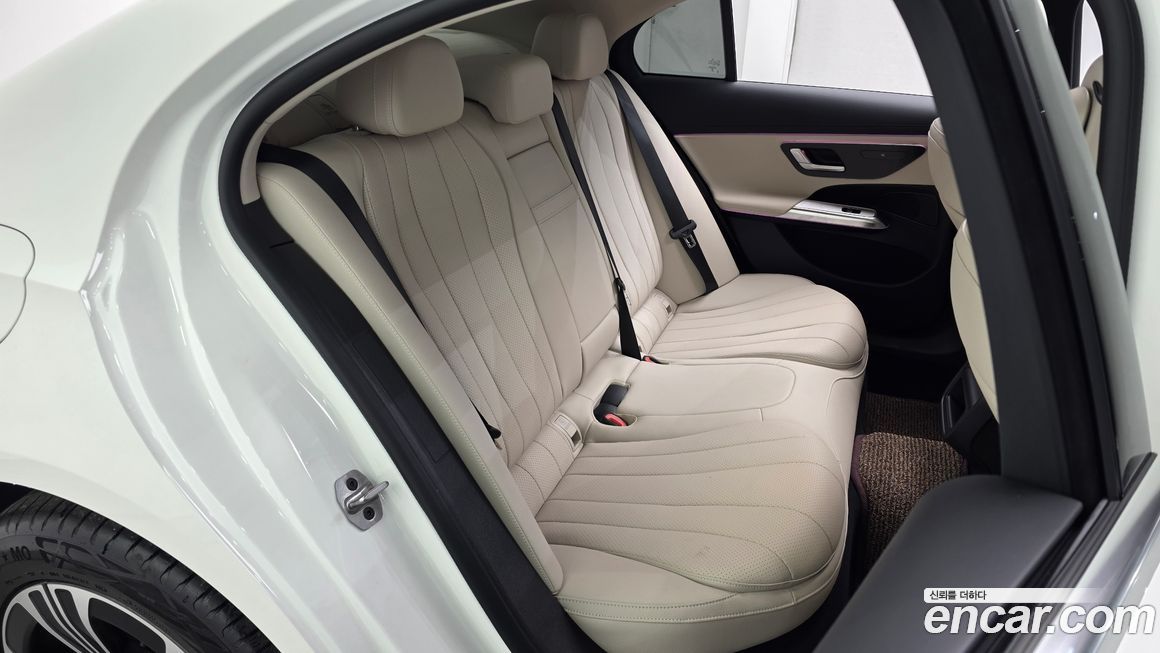 Mercedes-Benz E-Class 2026