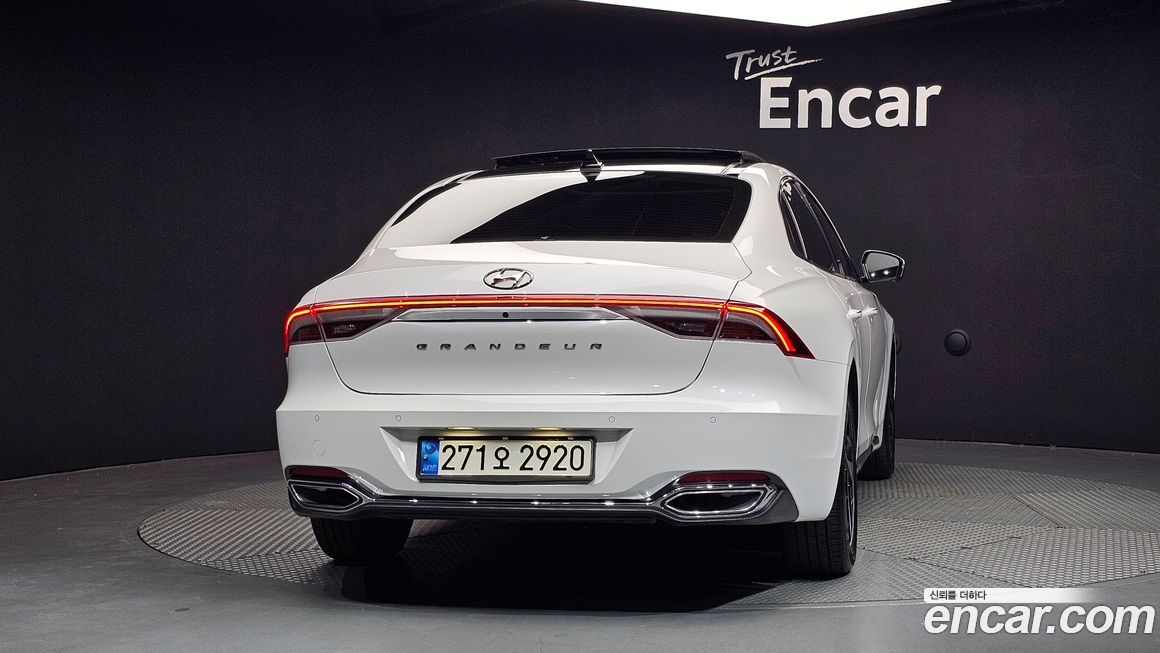 Hyundai Grandeur 2022