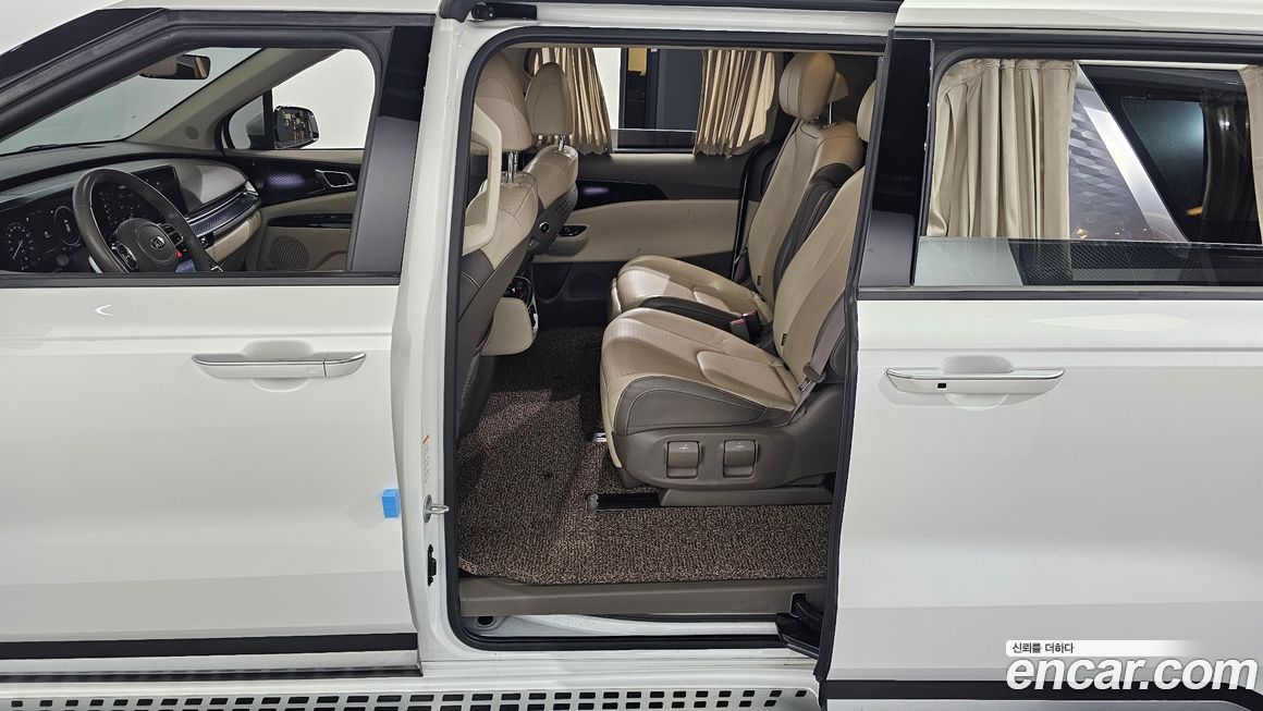 Kia Canival 2021