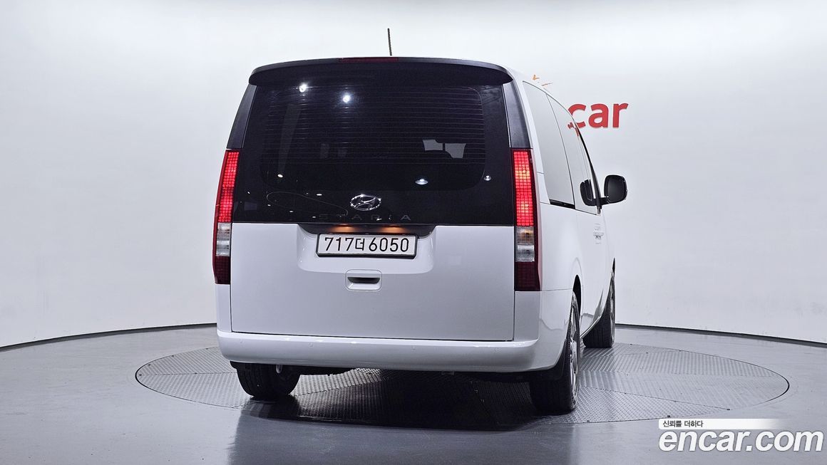 Hyundai Staria 2022