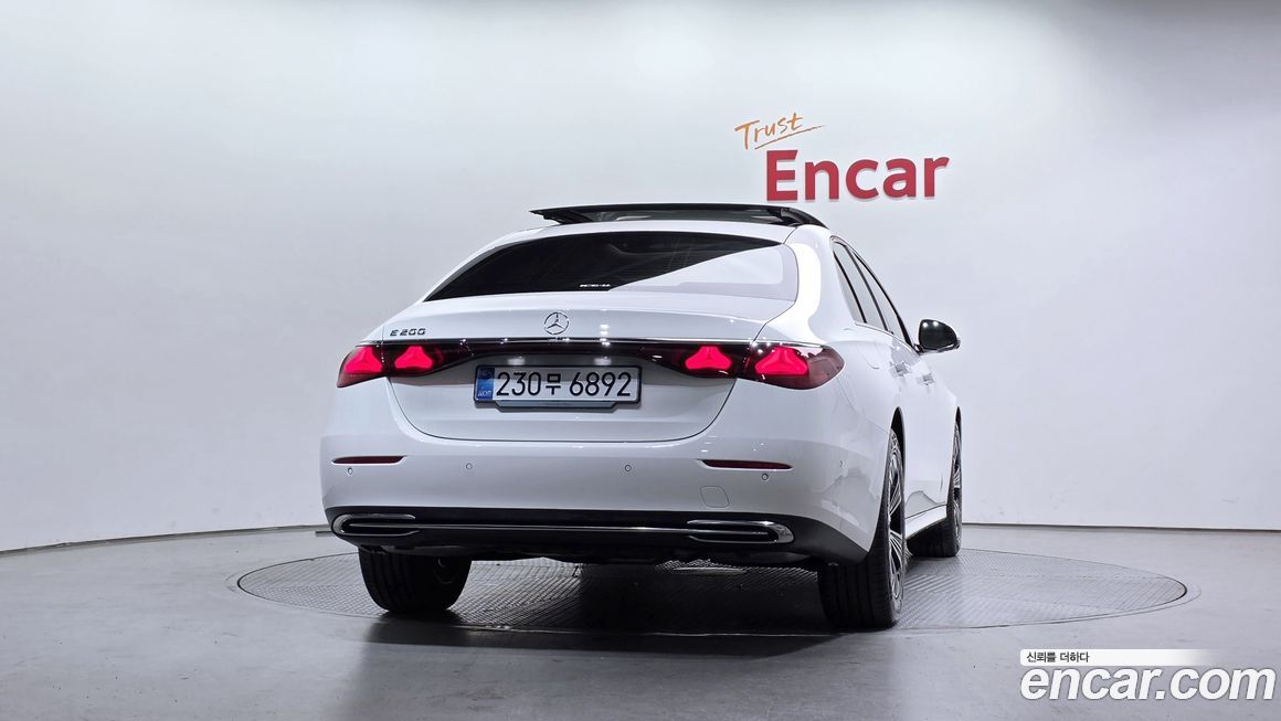 Mercedes-Benz E-Class 2026