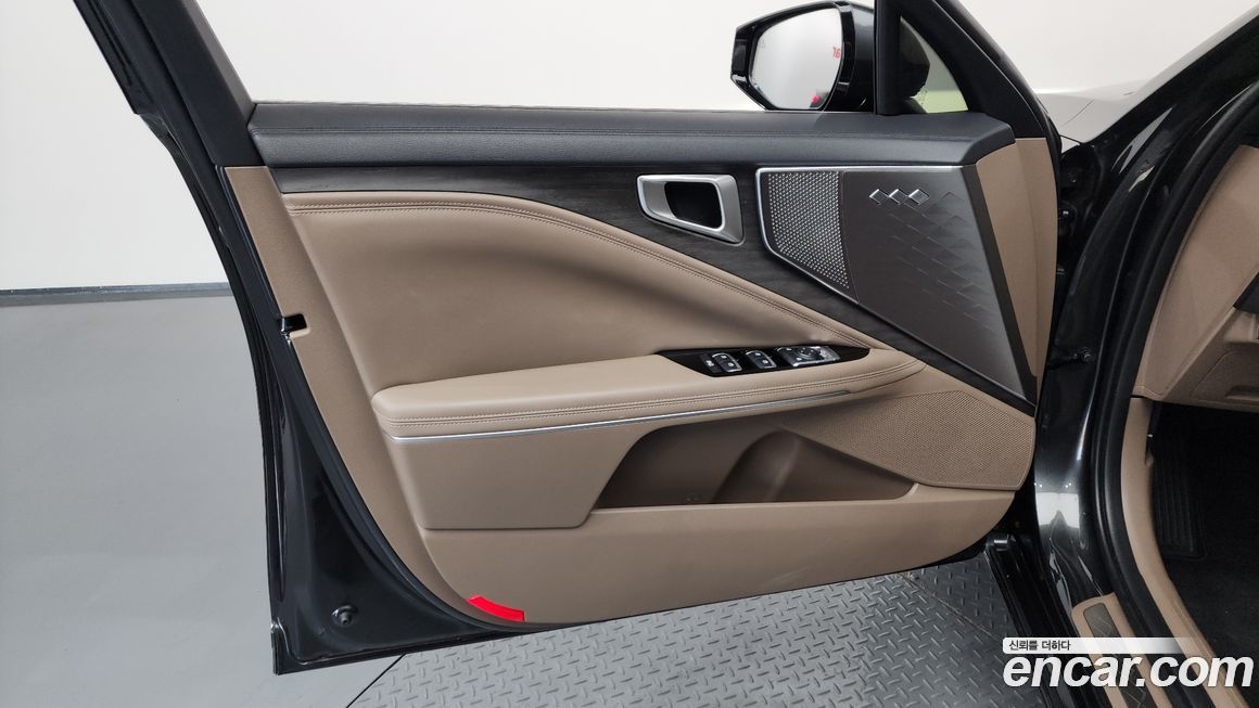 Kia K8 2023