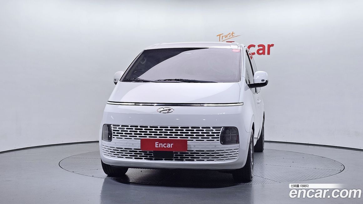 Hyundai Staria 2022
