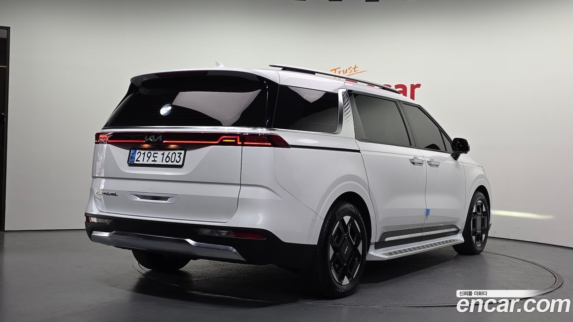 Kia Canival 2021