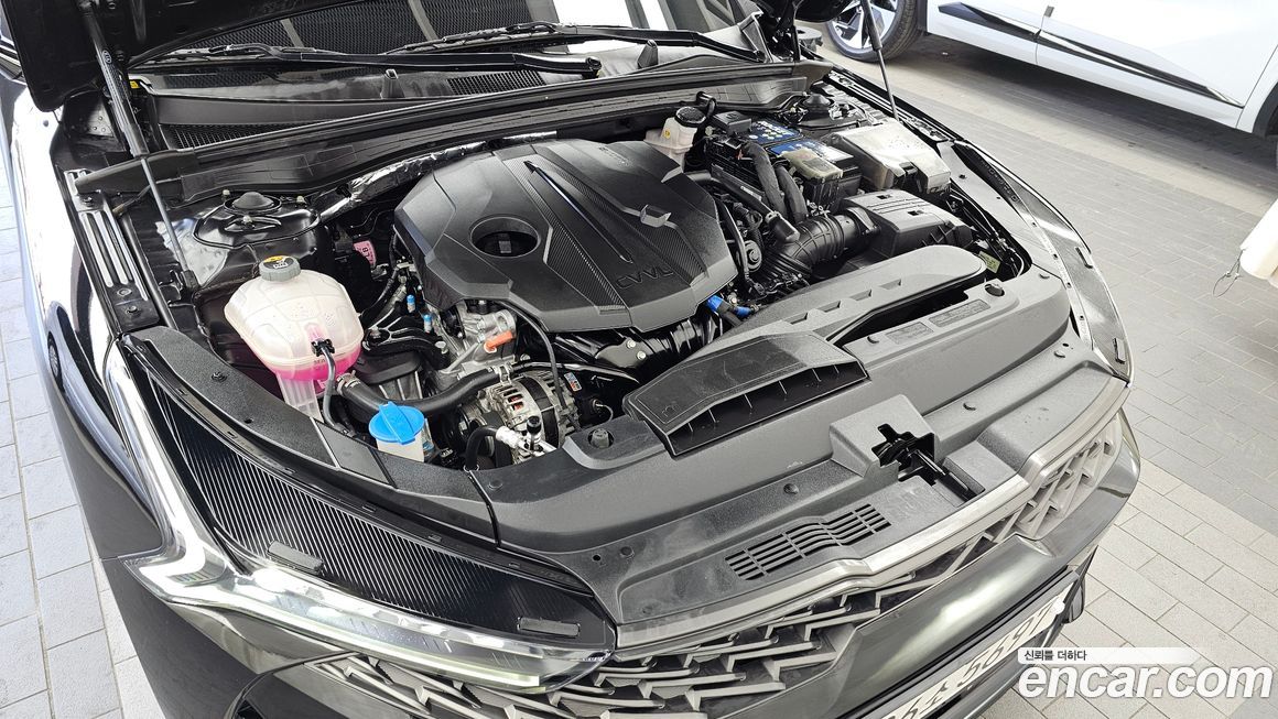 Kia K5 2023