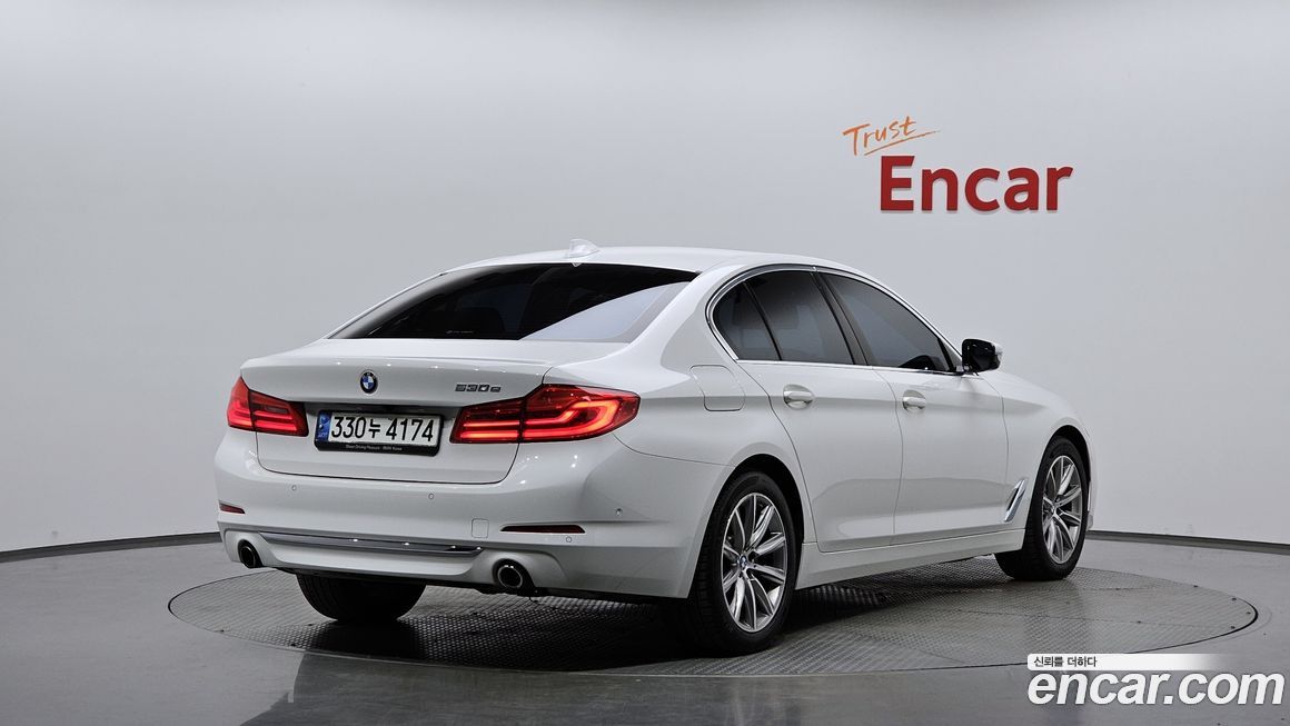 BMW 5-Series 2020