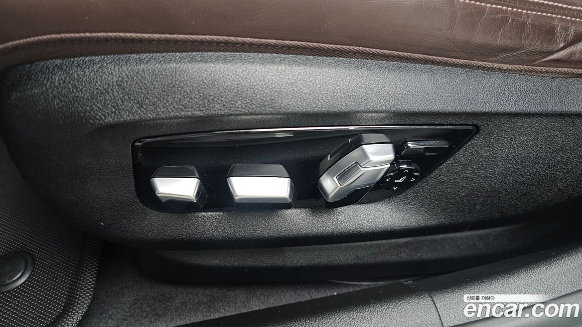BMW 5-Series 2020