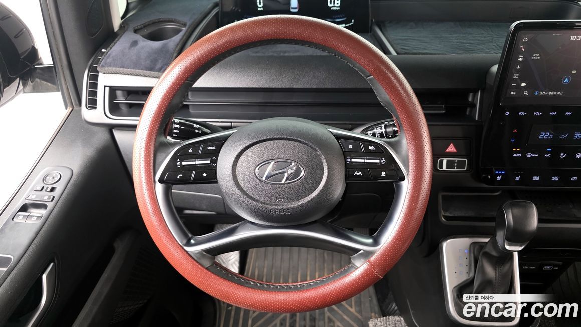 Hyundai Staria 2022