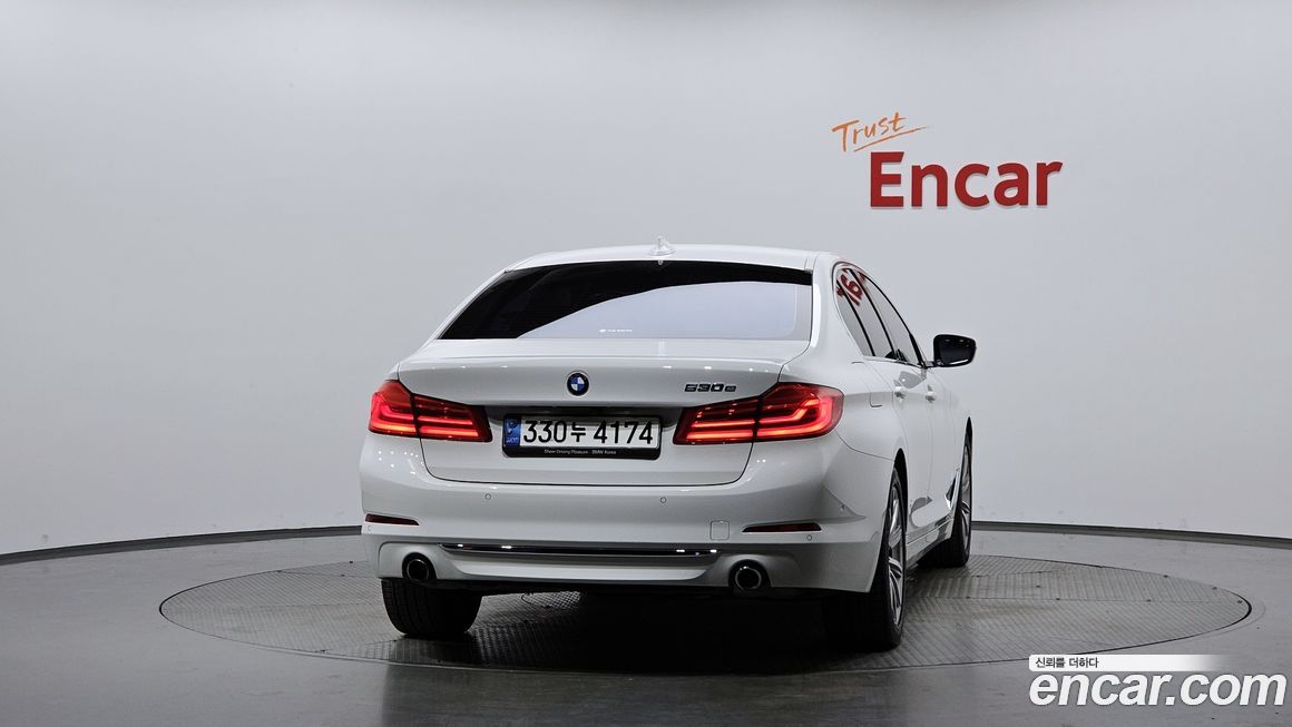 BMW 5-Series 2020