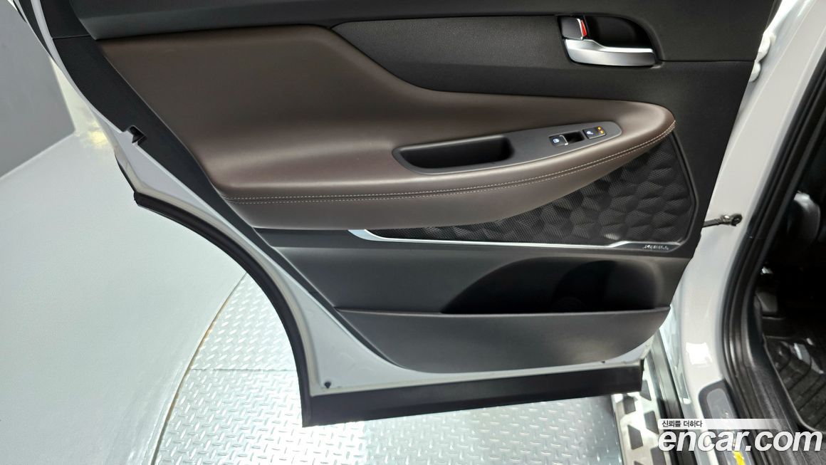 Hyundai Santafe 2023