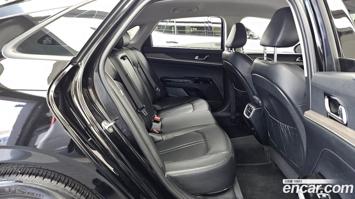 Kia K5 2023