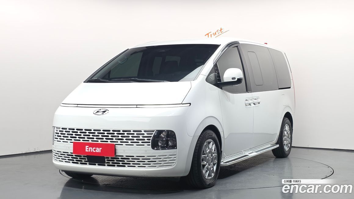 Hyundai Staria 2022