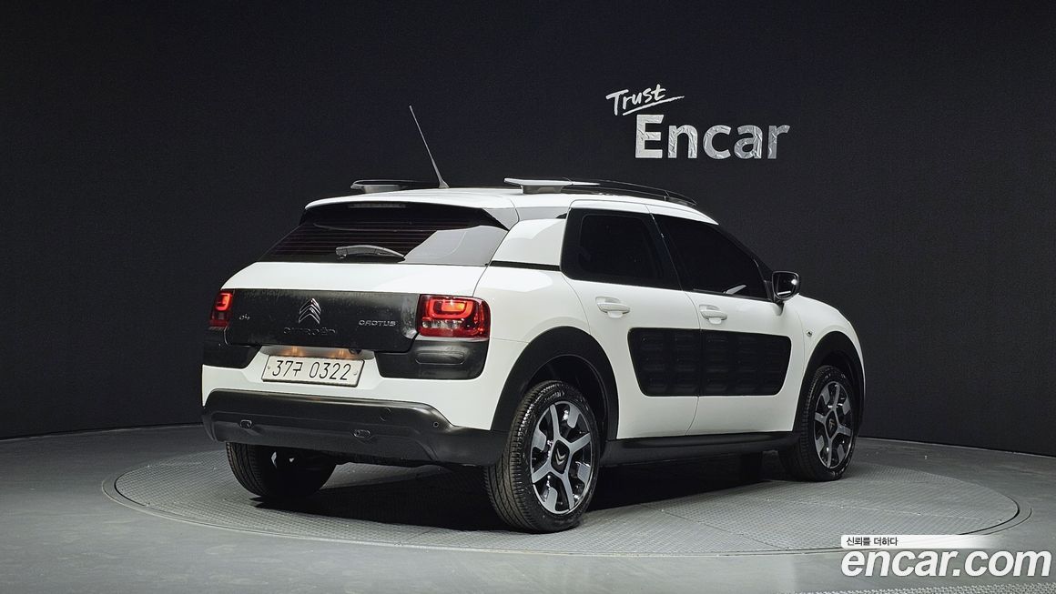 Citroen-DS C4 CACTUS 2017