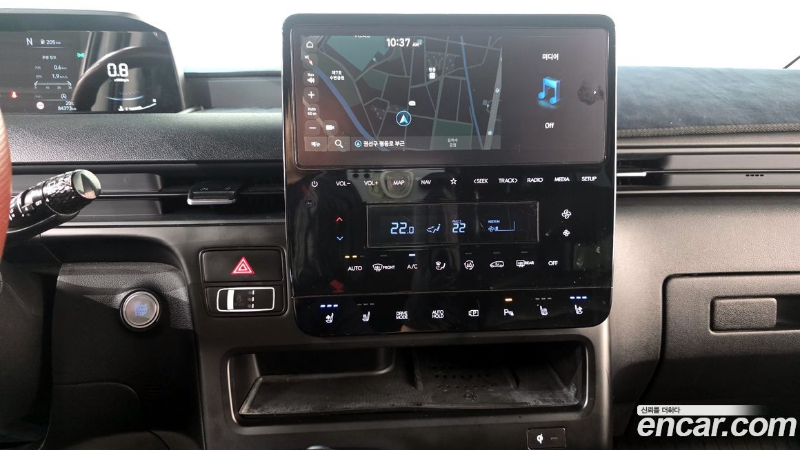Hyundai Staria 2022