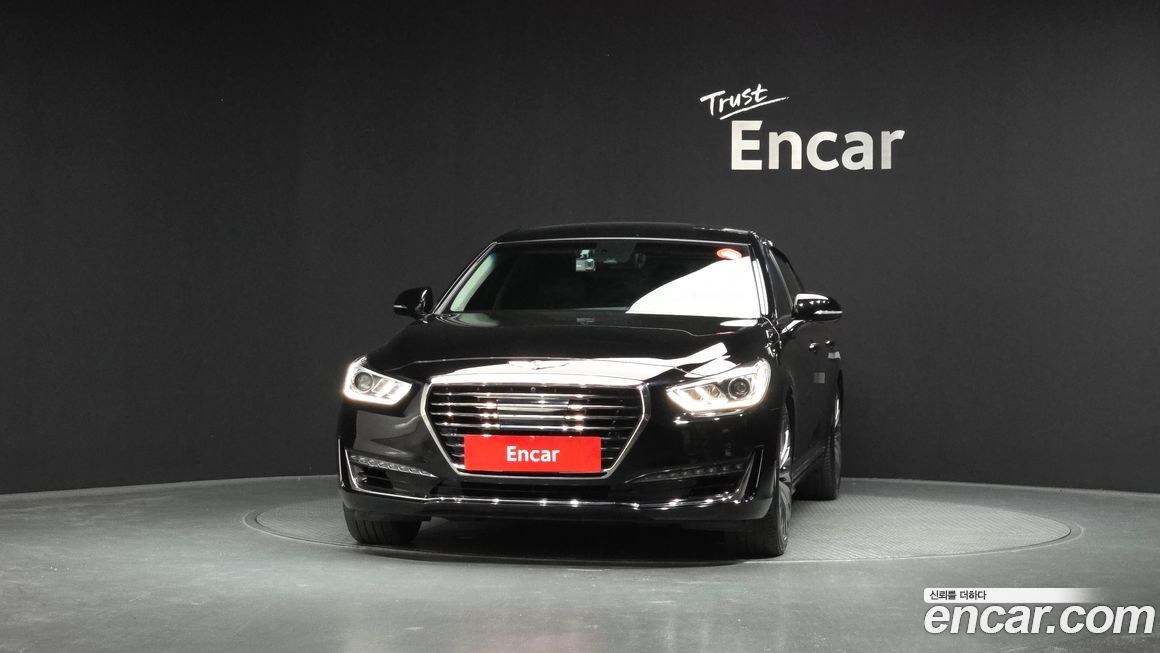 Genesis EQ900 2017