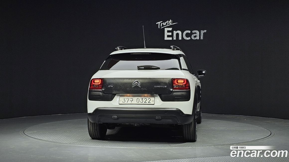 Citroen-DS C4 CACTUS 2017