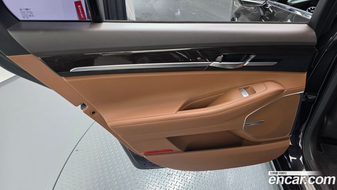 Genesis G90 2019