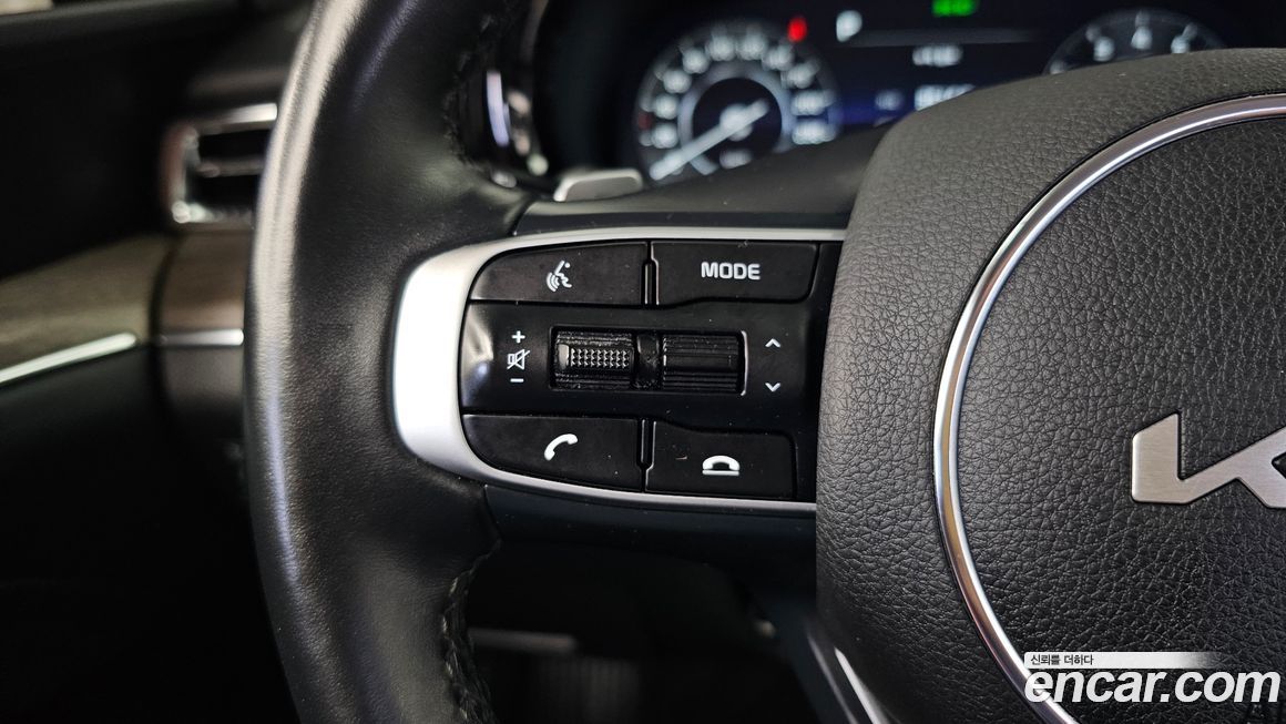 Kia K5 2023