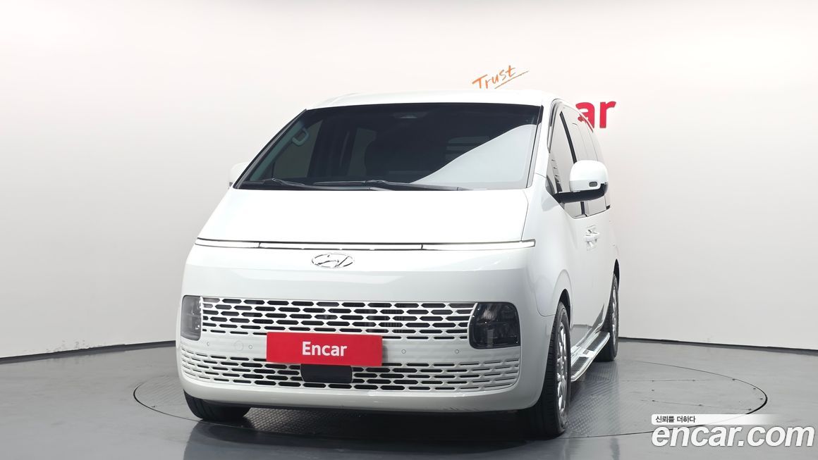 Hyundai Staria 2022