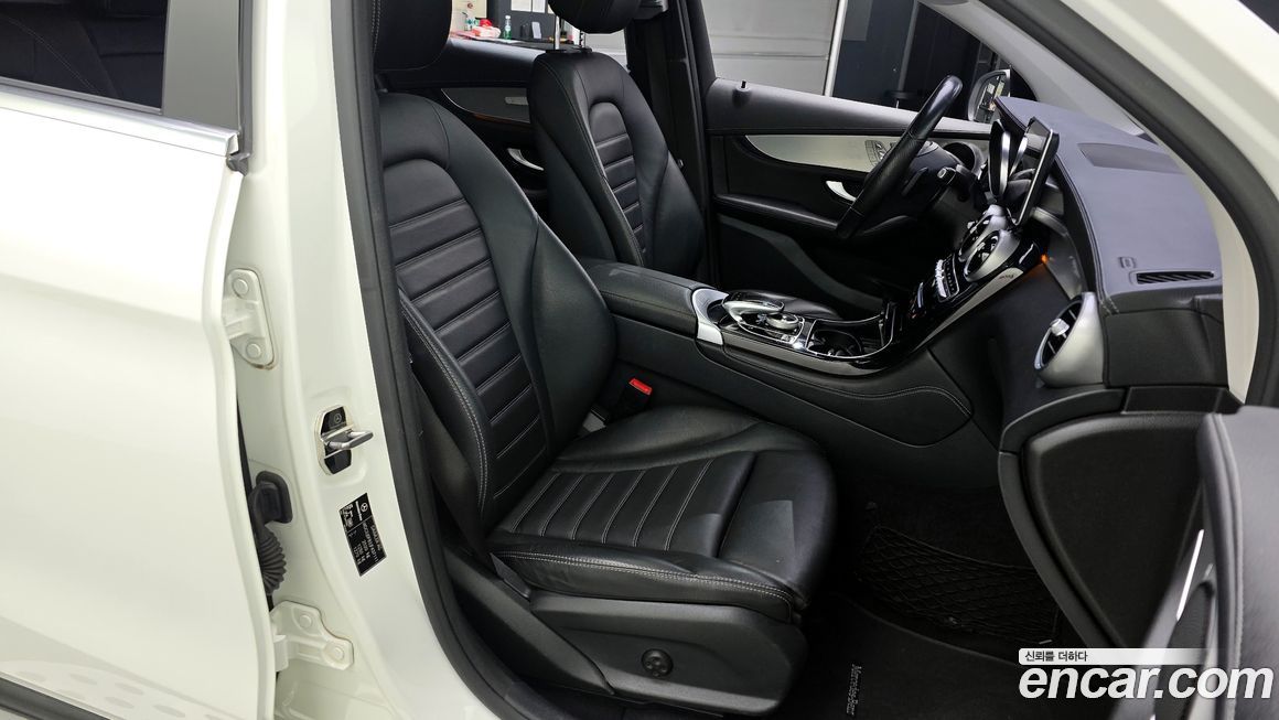 Mercedes-Benz GLC-Class 2018
