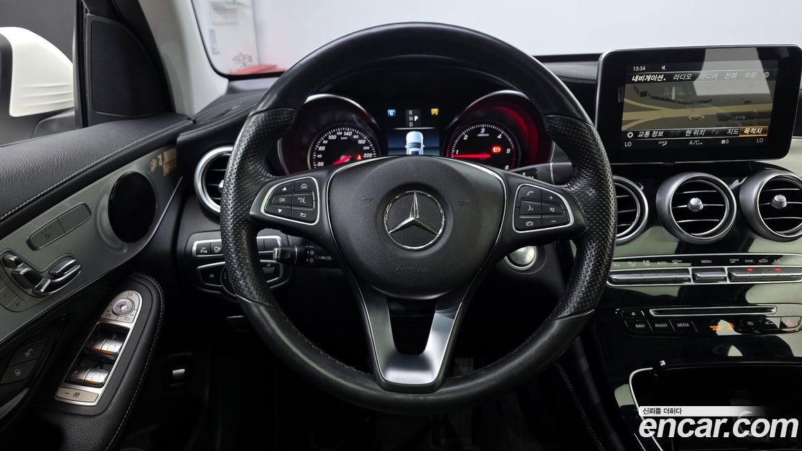 Mercedes-Benz GLC-Class 2018