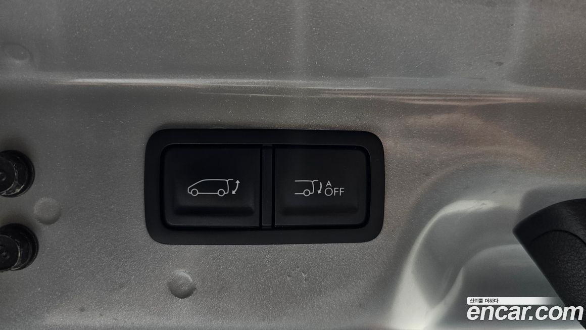 Hyundai Staria 2025
