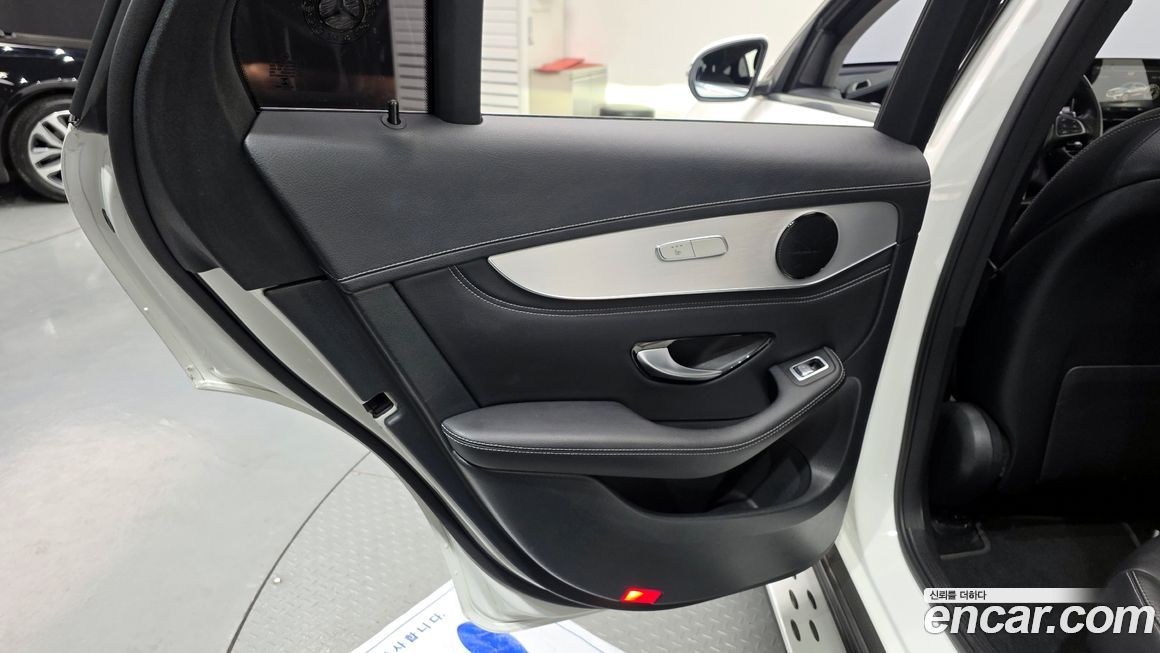 Mercedes-Benz GLC-Class 2018