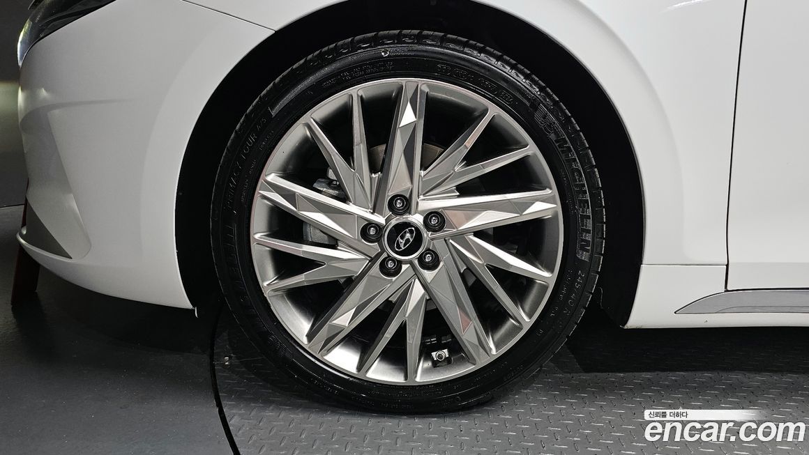 Hyundai Grandeur 2021