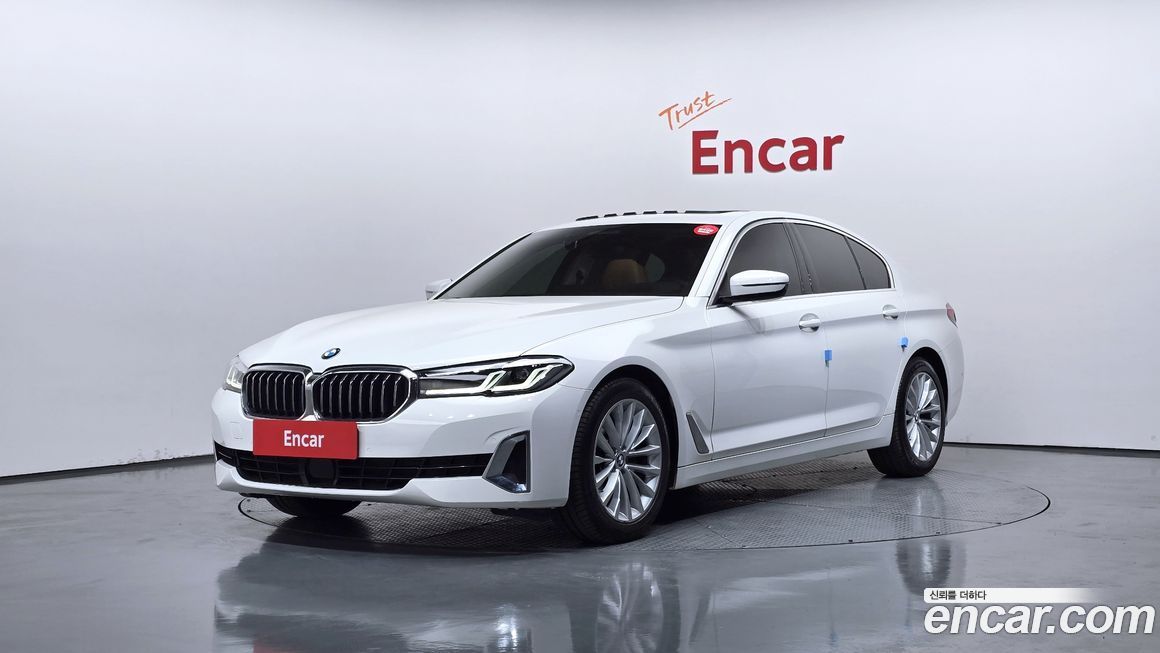 BMW 5-Series 2022