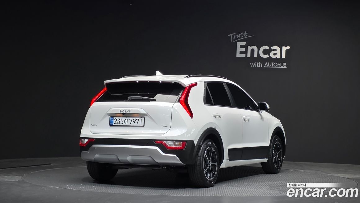 Kia Niro 2025