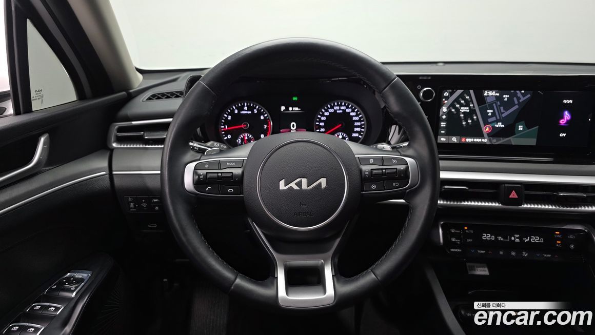 Kia K5 2023