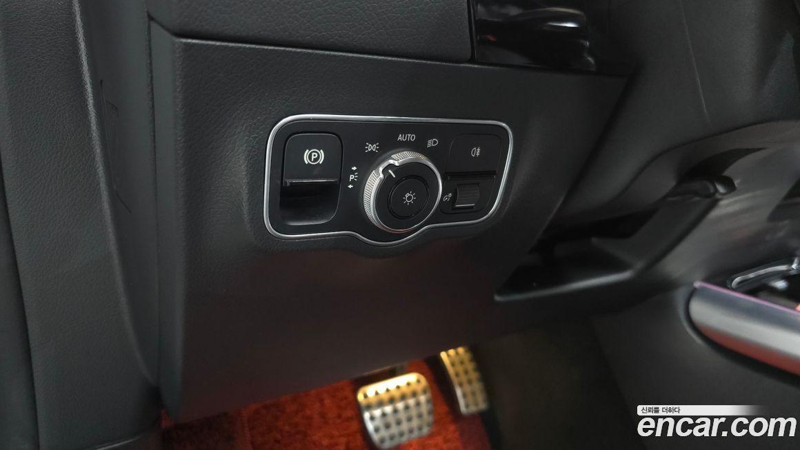 Mercedes-Benz EQA 2022