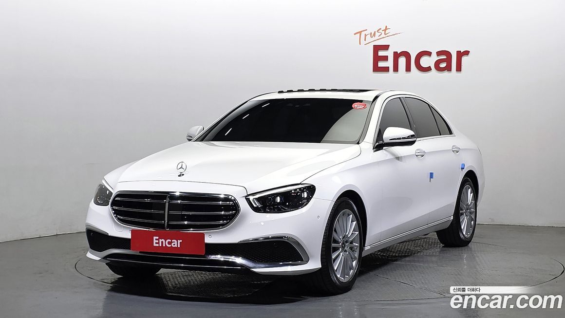 Mercedes-Benz E-Class 2021