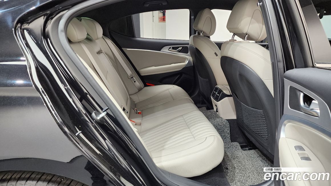 Genesis G70 2021