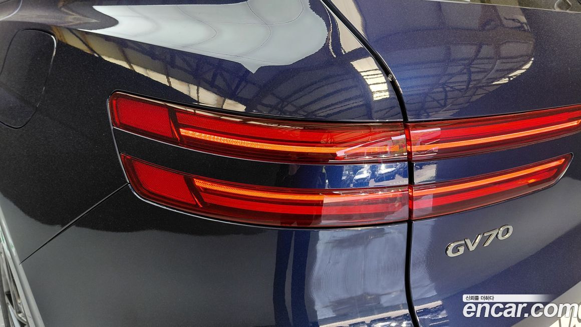 Genesis GV70 2021