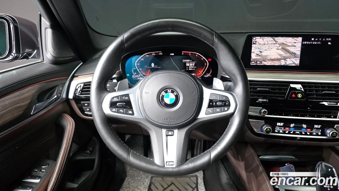 BMW 5-Series 2020