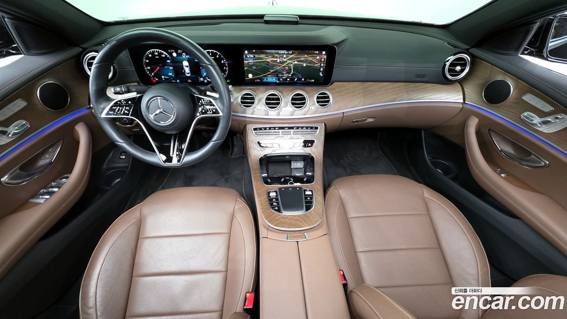Mercedes-Benz E-Class 2021