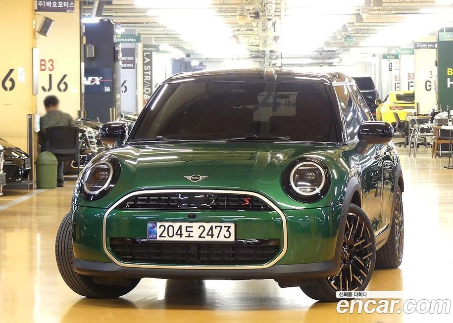 Mini Cooper 2025