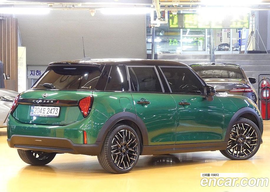 Mini Cooper 2025
