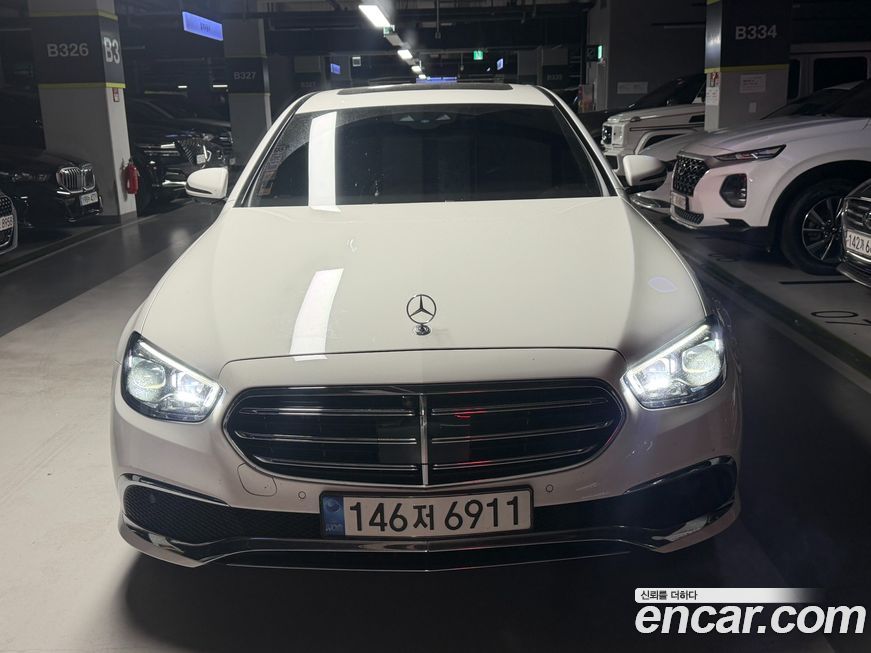 Mercedes-Benz E-Class 2022