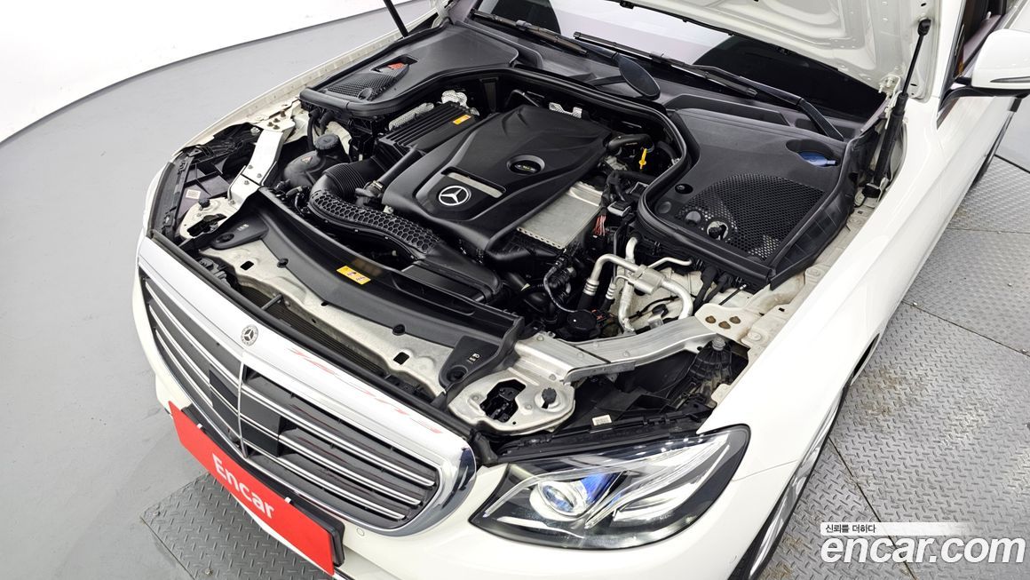 Mercedes-Benz E-Class 2020