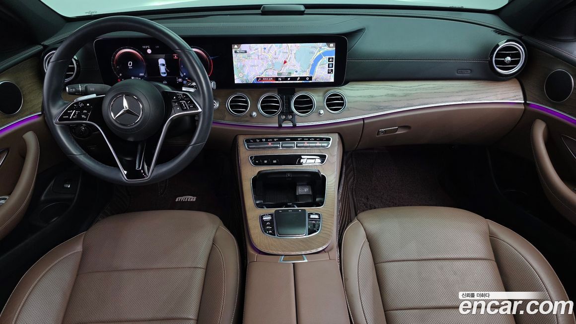 Mercedes-Benz E-Class 2021