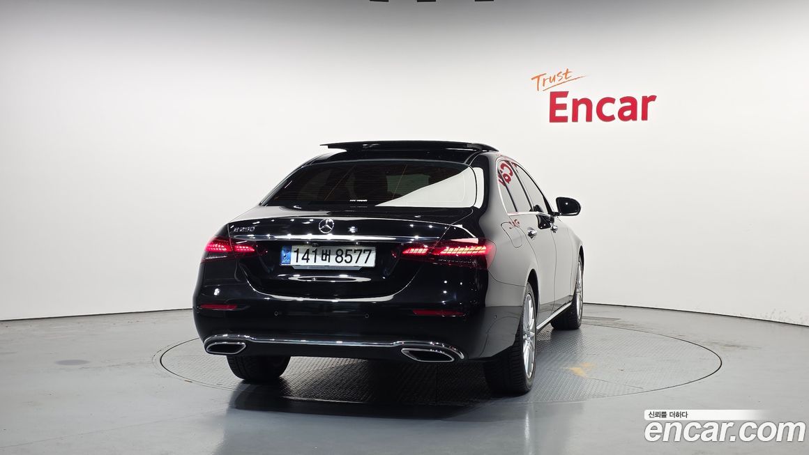 Mercedes-Benz E-Class 2021