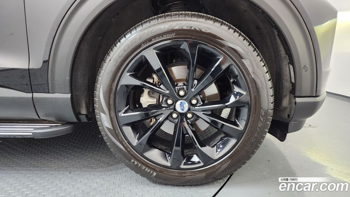 Ford Explorer 2021