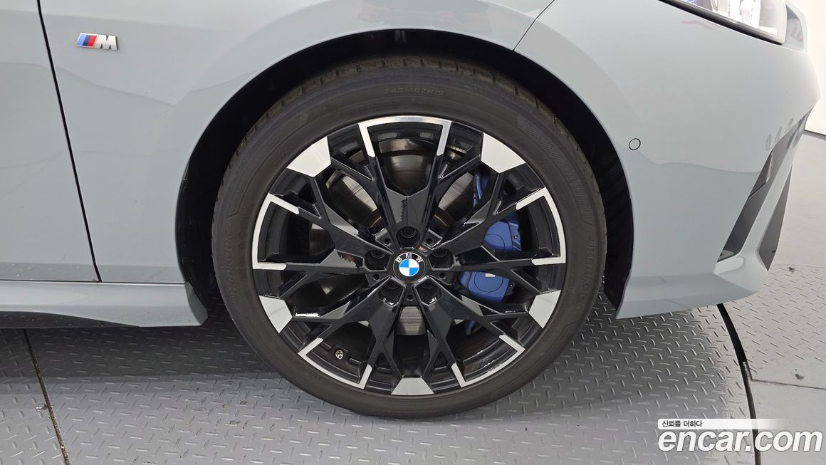 BMW 2-Series 2025
